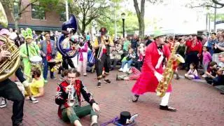 Environmental Encroachment - Hashia - HONK! 2011