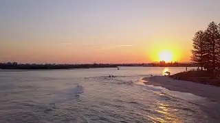 DAY 28 - KING'S BEACH & CALOUNDRA | Road Trip Australia Travel VLOG