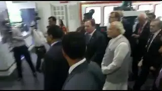 Prime Minister Narendra Modi at Uflex Pavillion during Make In India Week