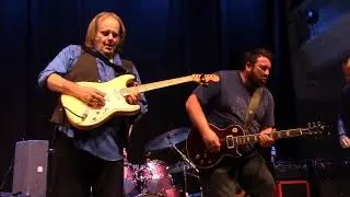 Walter Trout feat. Alan Nimmo - Gonna Hurt Like Hell - Queens Hall, Edinburgh, Scotland, 11/10/19