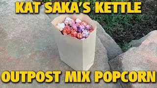 Trying Outpost Mix Popcorn from Kat Saka's Kettle | Star Wars: Galaxy's Edge | Disneyland