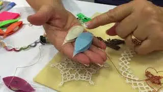 How to know what size tatting shuttle to use