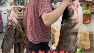 以鱼换物感谢老板娘的香烟，钓几条大花鲢回报善良老板娘原来钓鱼才是抖音运动顶流 以鱼换物 钓鱼人