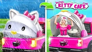 We Bouwden Een Schattig Café Op Wielen In Een Pickup! CatNap vs Hello Kitty!