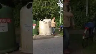 Was machst du da? - Eskalation am Glascontainer