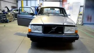 Volvo 240 Turbo project: stripping the interior for body work in the future