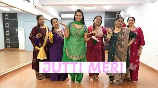 Jutti meri | Thumak Thumak | Full Dance Cover | Sangeet Dance | Sneha Chauhan Choreography