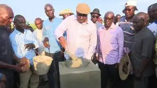 Construction du lycée général a loukolela par Zacharie Mokemo
