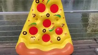 pizza pool float