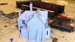Oxford rail J27 problems & Mrs Wilberforce&rsquo;s house from Tom Marshall @ Buggleskelly station