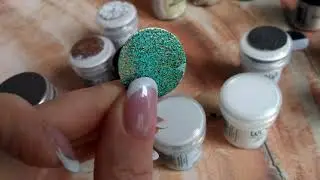 Сравнительный обзор пудр Lindy's, Stampendous, Wow