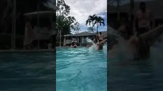 Pool party at the Hayletts(3)