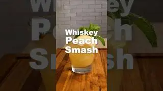 Um drink americano para voc&ecirc; se refrescar no ver&atilde;o: Whiskey Peach Smash