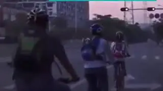 LED cycling indicator vest