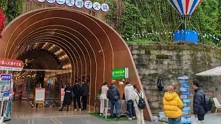 The biggest hotpot restaurant in the world