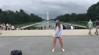 The Floss Dance