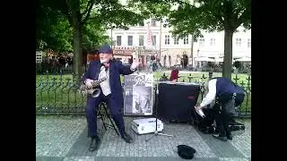 Mesmerizing Street Saxophone in Prague, Czech Republic 🎷 
