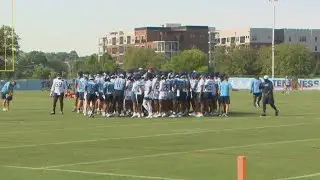 Titans begin preseason camp; Cam Ward taking 1st team snaps with offense
