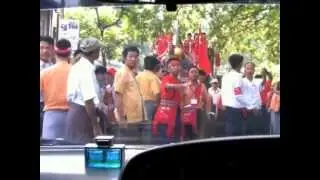Aung San Suu Kyi election dance Myanmar reizen, Adventures Globe
