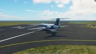 Huge Jet Nearly Collides With Landing Small Plane!