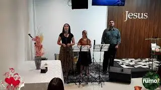 Grupo de louvor