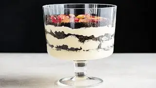The BEST Oreo Dirt Cake Recipe (Dirt Pudding)