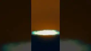 What causes the Green Flash Sunset?