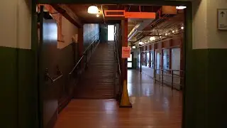Sunday trip to Seattle, part one: Pike Place Market, Miners Landing 4K24