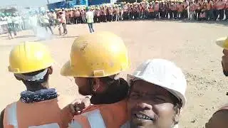 Aaj ka company safety meeting