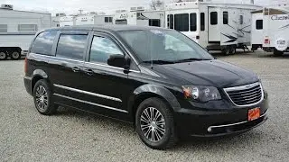 2014 Chrysler Town & Country S  For Sale Dayton Troy Piqua Sidney Ohio | 27121AT