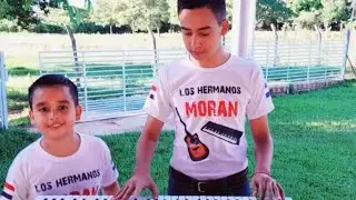 Un Angel No Debe Llorar - Los Hermanos Morán