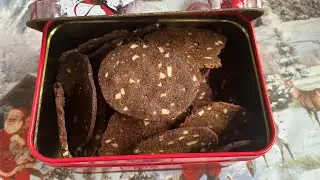 Virkelig l&aelig;kre og spr&oslash;de keto brunkager