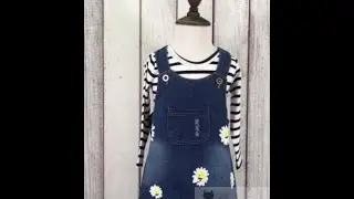 Daisy Printed Denim Dungaree Dress - meowardrobe.com