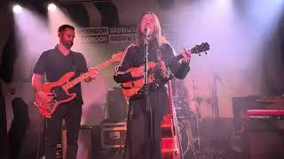 Amelia Coburn - Nodding Dog - Live - SXSW London - Juju's Bar and Stage - 07/06/2025