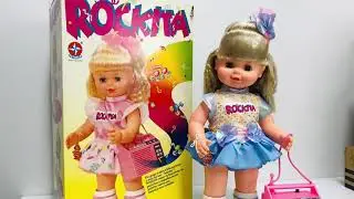 Boneca Rockita Da Estela 1990 com vestido Azul