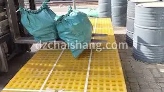 Dewatering screen panel designed for fine particle recovery