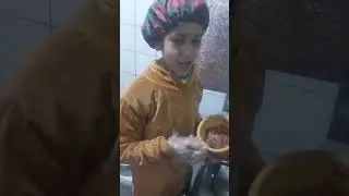 حبايب أصغر شيفه💕....طريقة الجنحه والكبد والقوانص على الشاويا🍴
