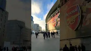 Ha ha Wolves fan living straight opposite the Emirates 🐺💪 #wwfc #ARSWOL