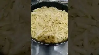 مكرونة بالبشاميل على أصولها بدون بيض ولا جبن