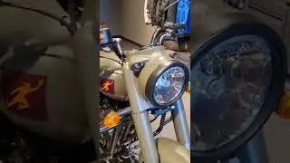 Royal Enfield || METEOR 350 VS CLASSIC 350 || Walk-around 🔥