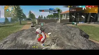 la escarla mejor arma de free Fire