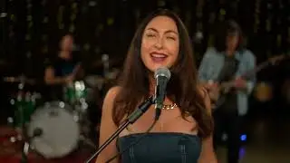 Tara Macri - Waking Up in California - Live for the Recording Academy Press Play Sessions