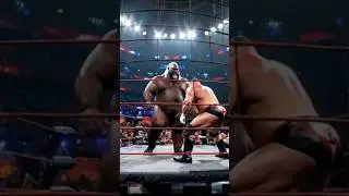 When wrestler face giant in WWE ring  || #wwe #wrestling #viralvideo #trending #shorts