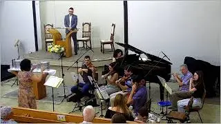 Prel&uacute;dio. Hino Santo, Santo, Santo.