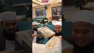 Eid gifts are given to each other