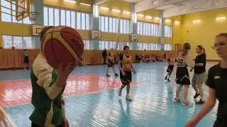 27.12.2025г. г. Берёза игра (девочки+мальчики) с командой г. Берёза (девочки+мальчики) . 