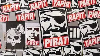Los Piratoz Adbusting
