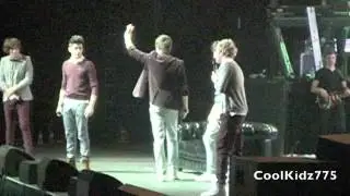 One Direction reading tweets in Melbourne Concert 16/4/12