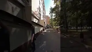 Свинья на велосипеде рыгает не прохожих #пранк #burp #prank