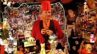 Uncle Pete from the Dark Vault of Public Domain: The Robot